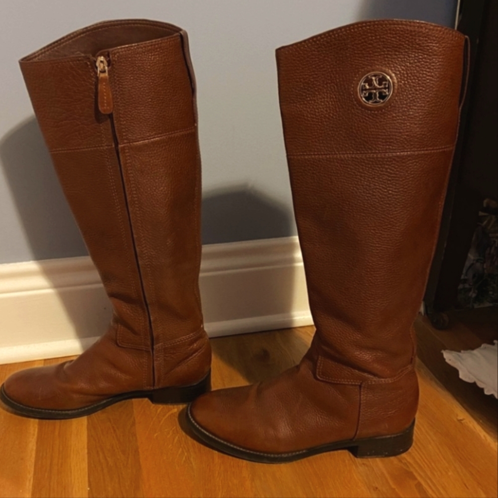 Tory Burch Boot